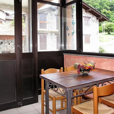 Apartment Casa Misi 421s Livo (Lombardy)